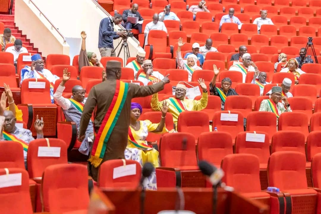 Le CNT approuve la réforme des commissaires de justice, dit non à la modification de l'ordonnance de l'INSP